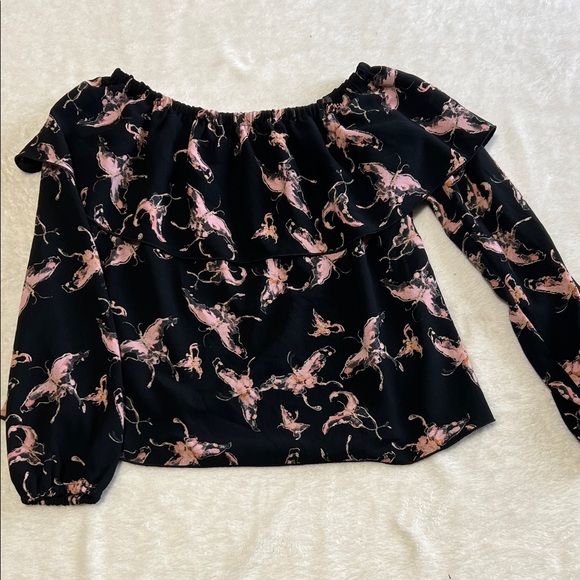 Wilfred Tops - Wilfred Black and Pink Off-Shoulder Elegant Top with Butterfly Print Size XXS